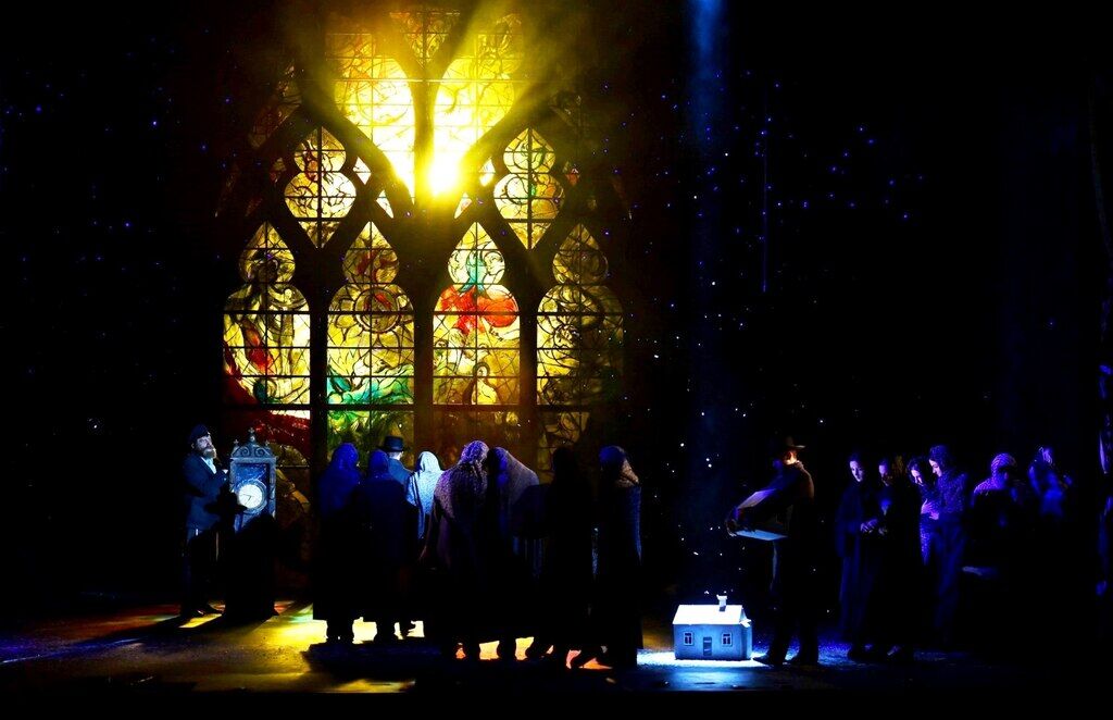 26 та 27 листопада –в рамках Фестивалю-премії "GRA" - відбудеться всесвітньо відомий мюзикл "Скрипаль на даху"