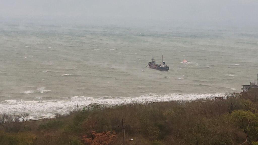 В Одесі корабель зазнав лиха через страшний шторм
