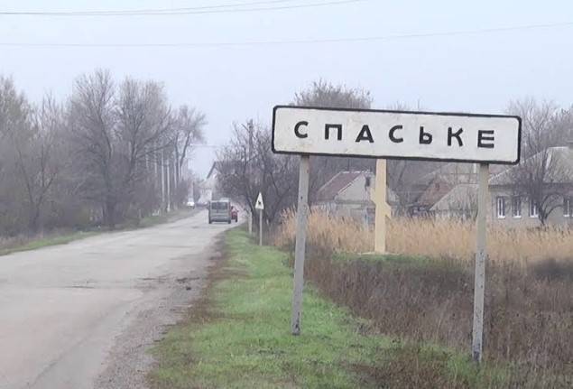 "Хай їм буде соромно!" На Дніпропетровщині жителі села самі відремонтували дорогу