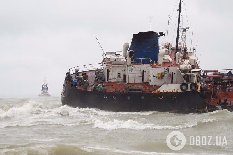 У берегов Одессы затонул танкер