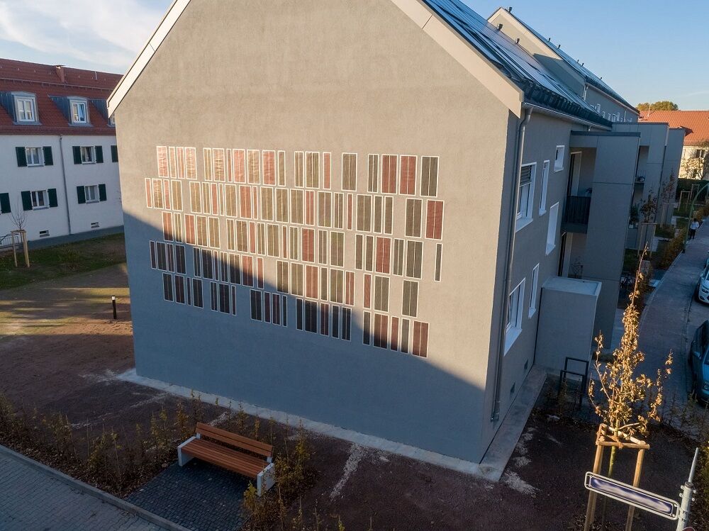 Дом с гибкими органическими солнечными батареями