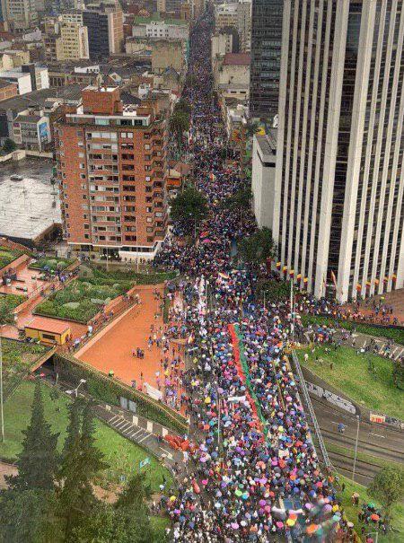 Колумбию накрыли миллионные протесты