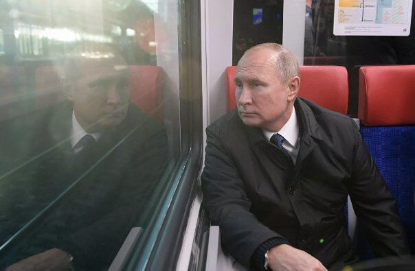 Путін став одним із перших пасажирів, котрі проїхали нововідкритим МЦД