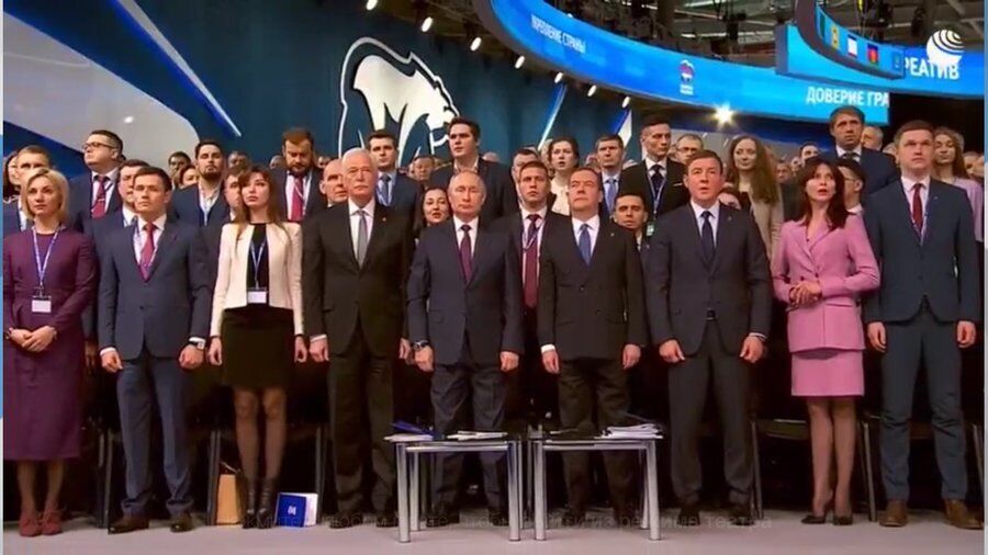 "Так іще ніхто не тролив": мережу довів до сліз конфуз Путіна і Медведєва