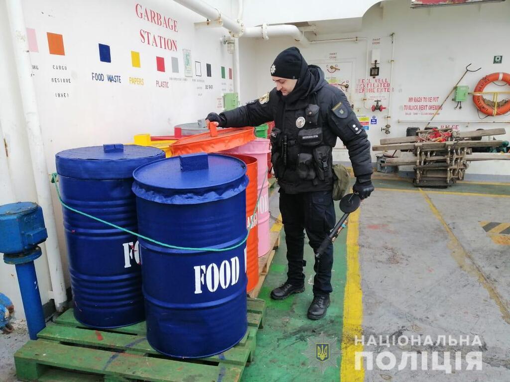 В Одессе полиция проверяла сообщение о минировании судна