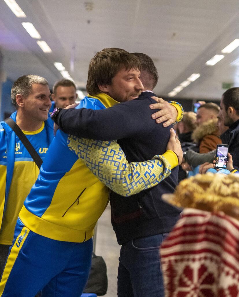 23 ноября состоялась торжественная встреча украинской федерации смешанных боевых искусств UF MMA в аэропорту Борисполь