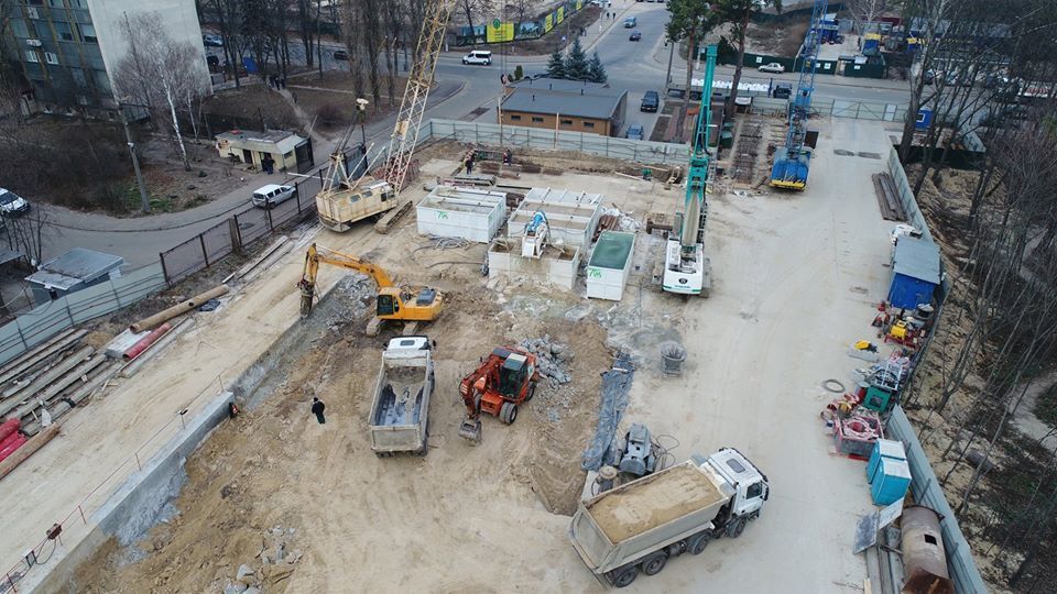 Строительство метро на Виноградарь в Киеве