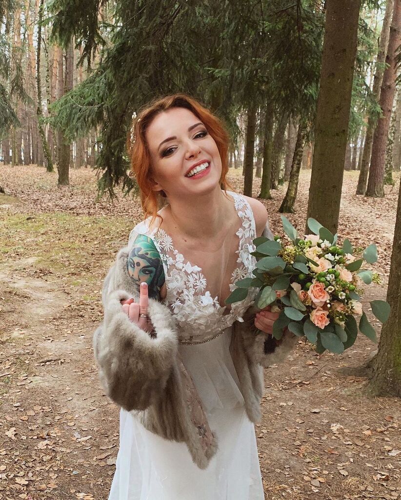Огурцова вышла замуж - фото в свадебном платье