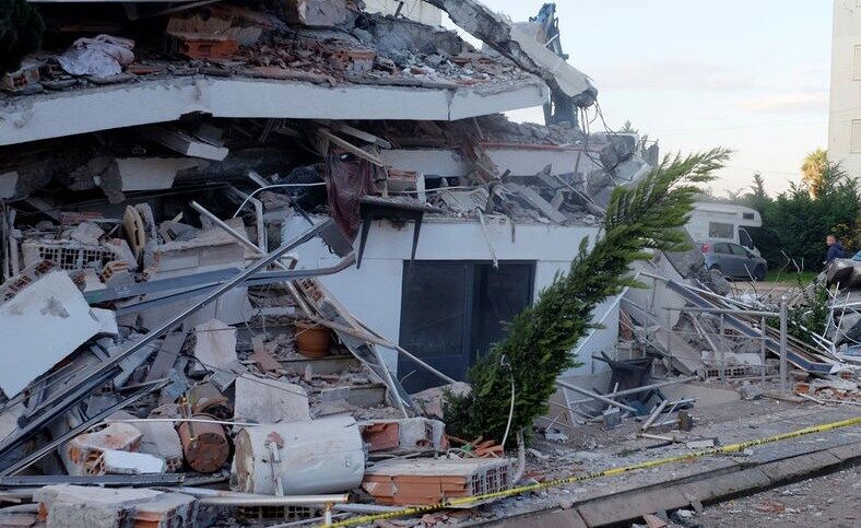 Последствия землетрясения в Боснии и Герцеговине