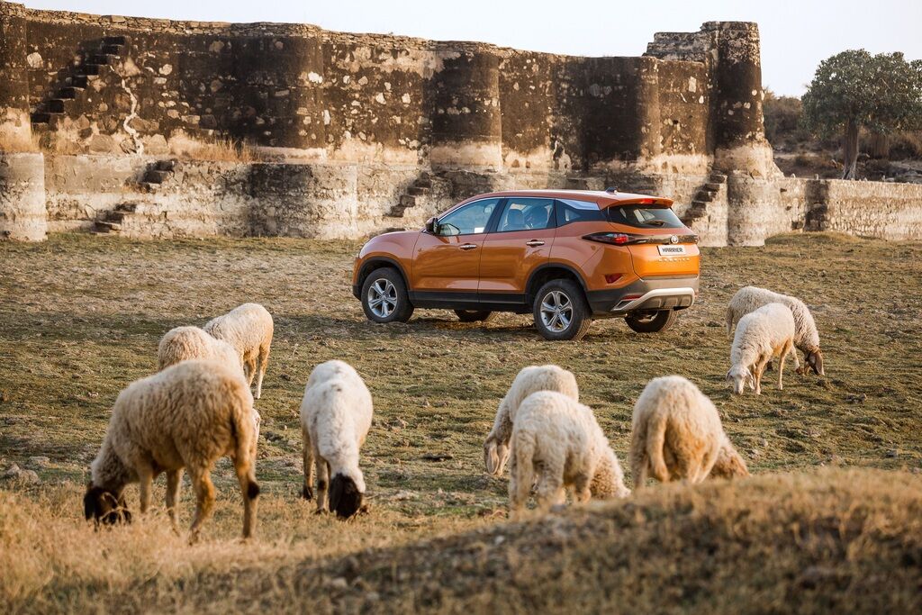 Tata Harrier першим отримав платформу Jaguar Land Rover