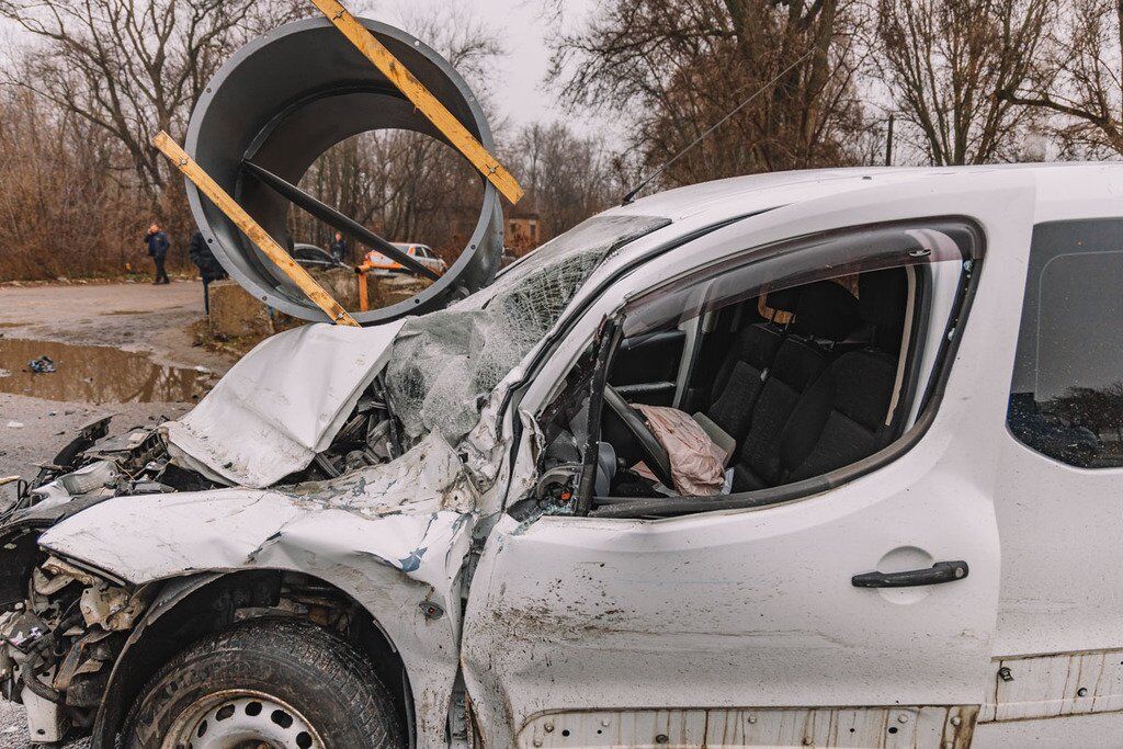 В Днепре на Криворожском шоссе столкнулись три автомобиля