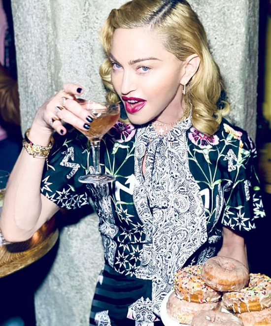 Мадонна скасувала концерти