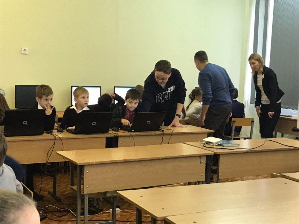 В школах Києва розпочали навчання цифровій грамотності