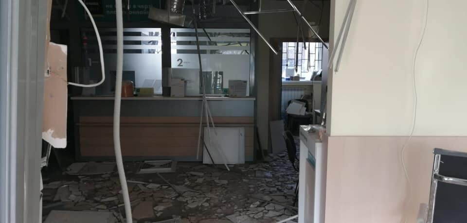 Банк после взрыва