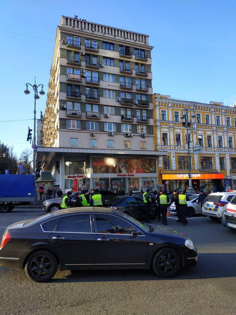 Появилось новое видео с водителем, который разбил 12 авто в Киеве