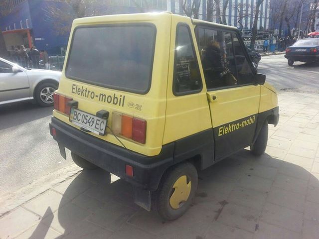 Электромобиль Puli – редкая машина в Украине