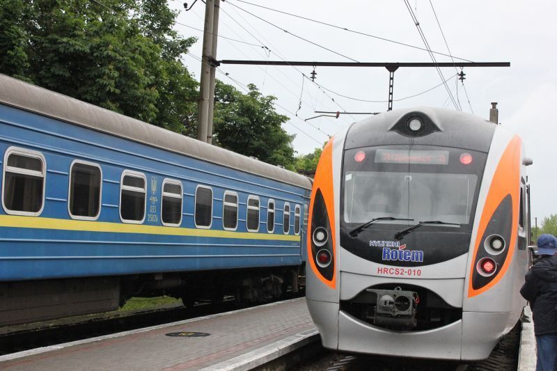 Швидкісні поїзди "Інтерсіті" набули популярності серед українців