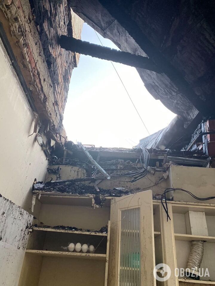 Крыша дома разрушена