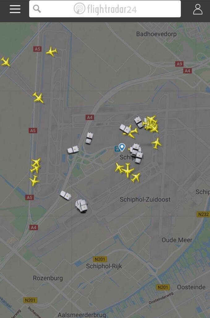 В аэропорту Амстердама захватили самолет