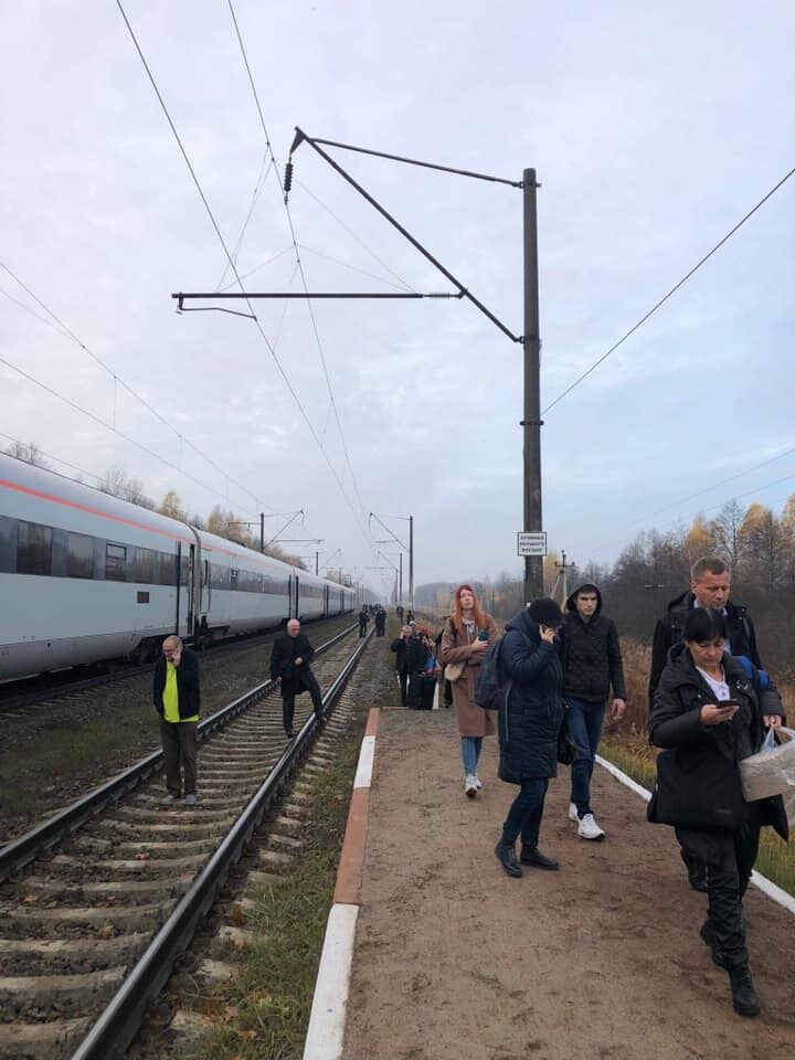С поездом Львов – Киев случилось серьезное ЧП