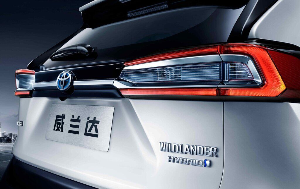 Официальный тизер Toyota Wildlander 2020