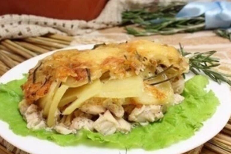 Рецепт смачної страви з картоплею і баклажанами
