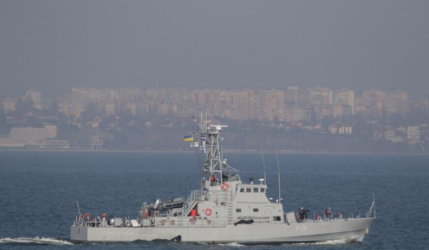 Катери українських ВМС типу "Айленд" випробовуються у відкритому морі