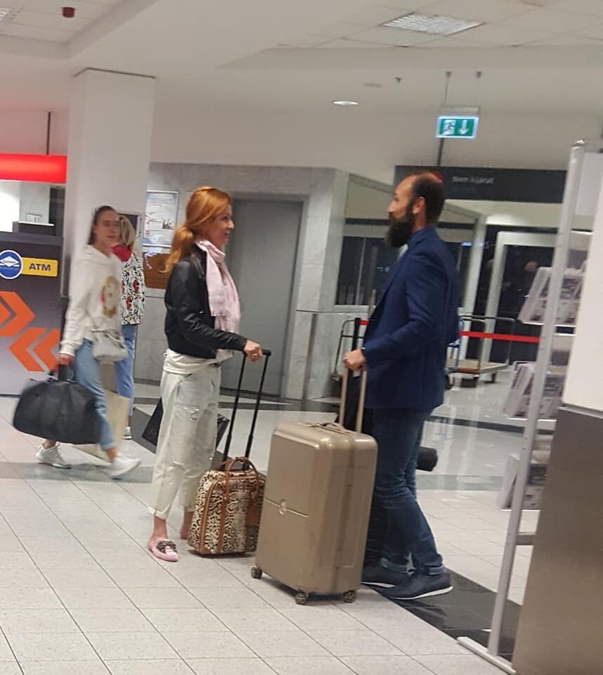 У квітні 2019 р Артура і Світлану "спіймали" в аеропорту Будапешта