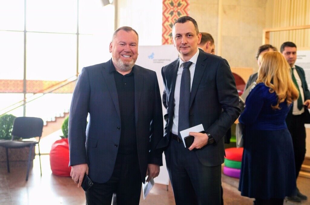 Бывший глава Днепропетровской ОГА Валентин Резниченко и Юрий Голик