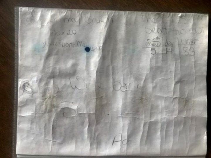 В письме 11-летняя девочка попросила того, кто найдет бутылку, отправить ей письмо