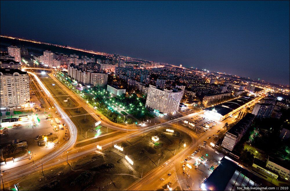 Оболонский проспект в Киеве с ТРЦ Dream Town