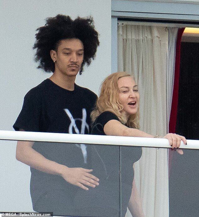 Мадонна и Ахламалик Уильямс