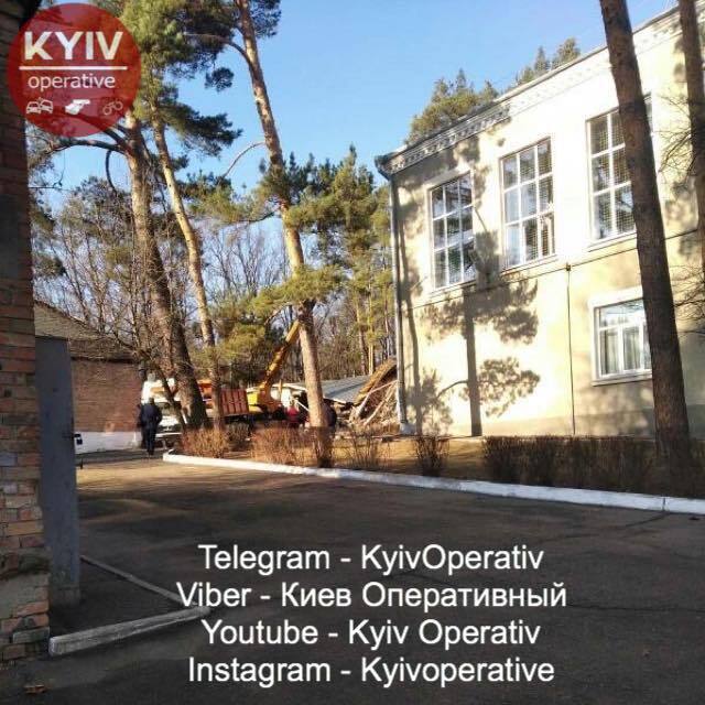 В Киеве в школе взорвался котел