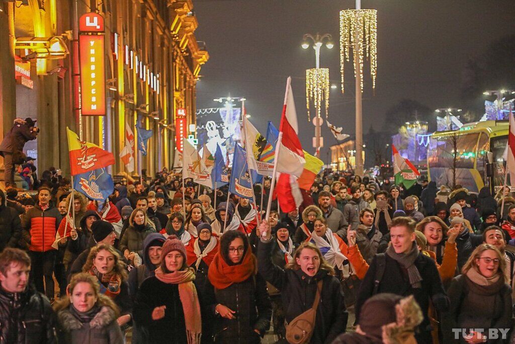 У Мінську розгорілися протести проти Путіна