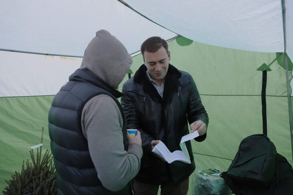 У Дніпрі влаштували перевірки ялинкових базарів