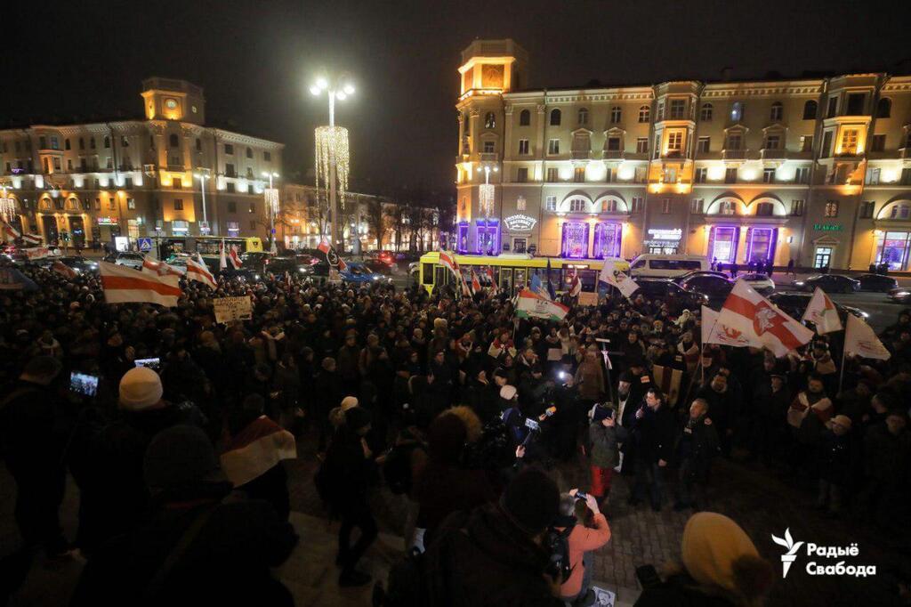 У Мінську розгорілися протести проти Путіна