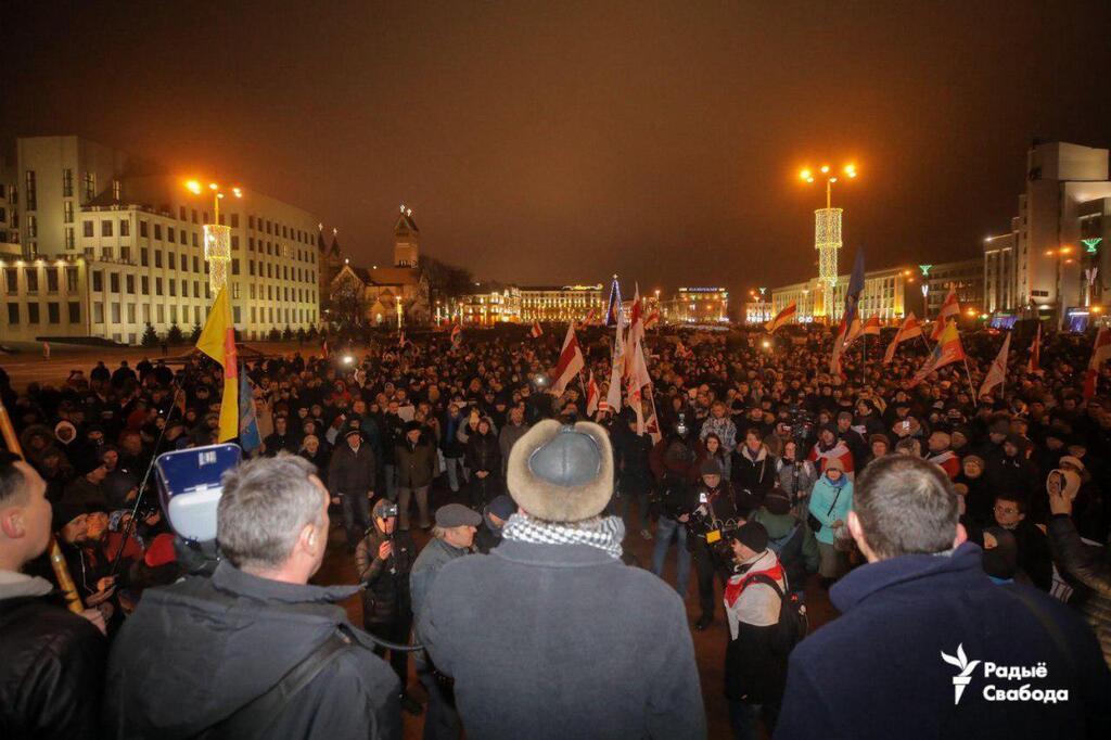 У Мінську розгорілися протести проти Путіна