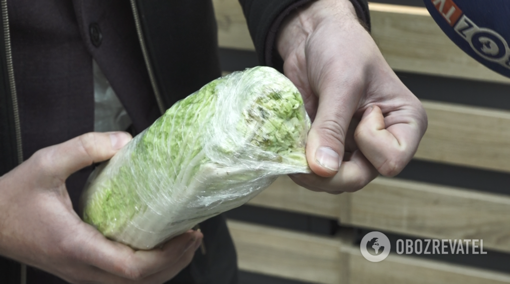 Перевірка продукції в "Ашані"