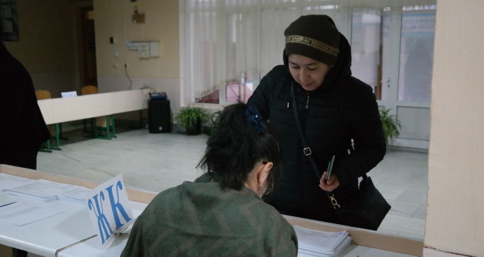 В Узбекистане проходят первые демократические выборы в парламент: фото