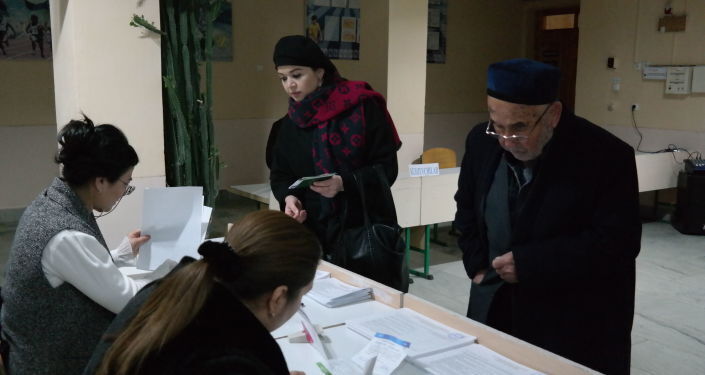 В Узбекистане проходят первые демократические выборы в парламент: фото