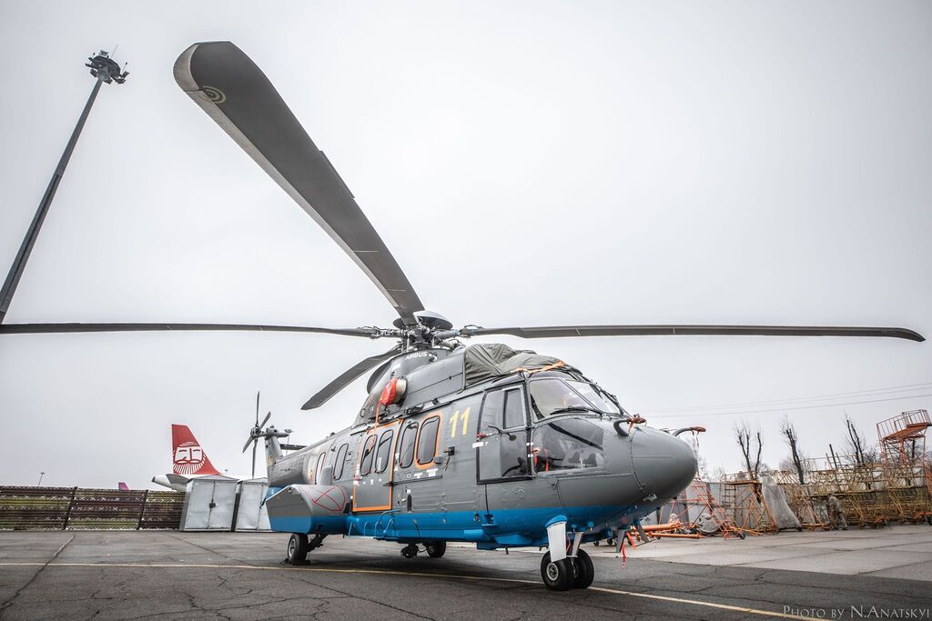 Украина получила сверхсовременный вертолет из Франции