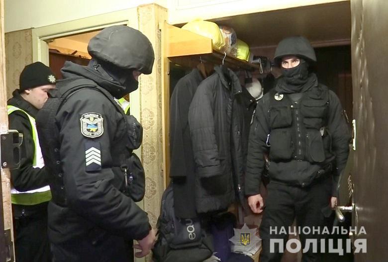 Влаштувавшого в Києві стрілянину чоловіка "пов'язали"
