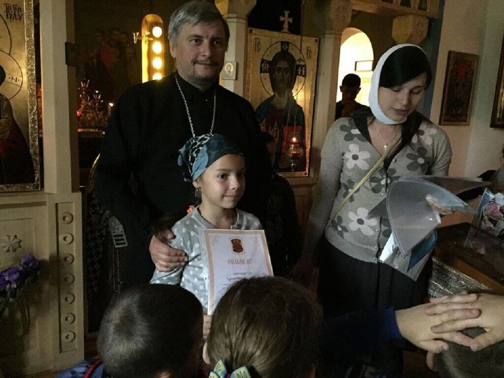 Сільський священик відродив село і став героєм книги радника прем'єра Юрія Голика