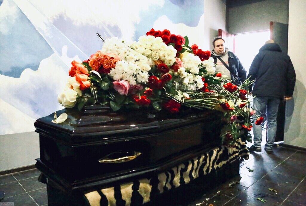 Фото с похорон Екатерины Пьяночкиной