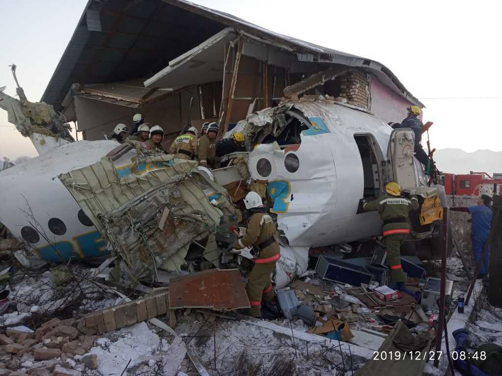 У Казахстані розбився пасажирський літак