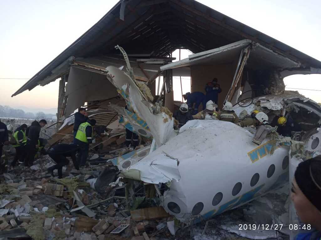 У Казахстані розбився пасажирський літак