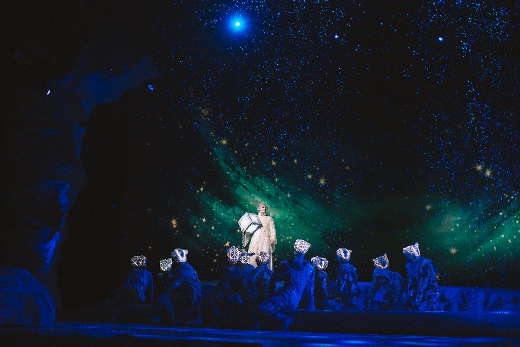 1,5 тони снігу, фігури звірів, що оживають, та Розповідач під стелею: чим дивують глядачів 5D шоу "Winterra"