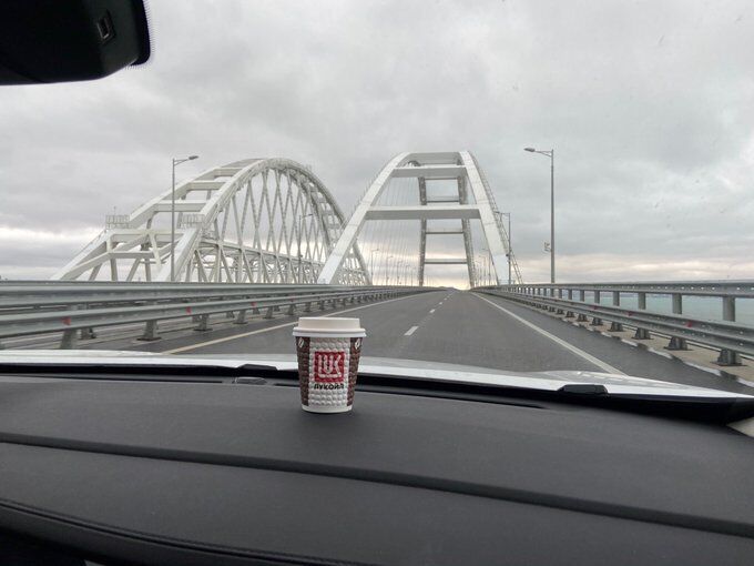 Крымский мост пустует после "сезона"