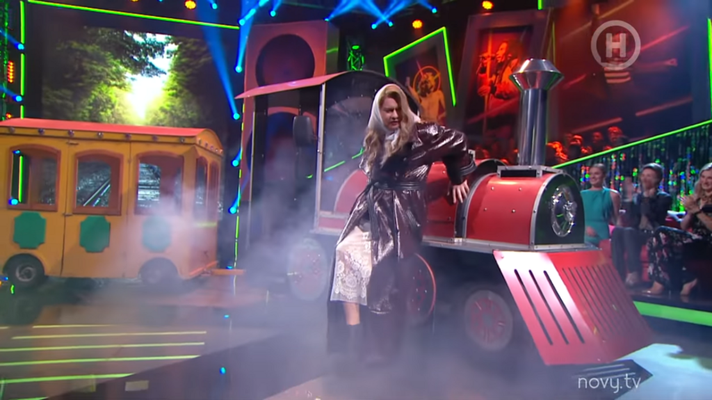 Евгений Кошевой в образе Тины Кароль