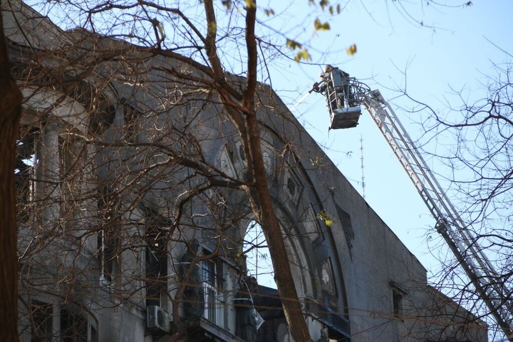 У поліції озвучили версії вогненної трагедії в Одесі